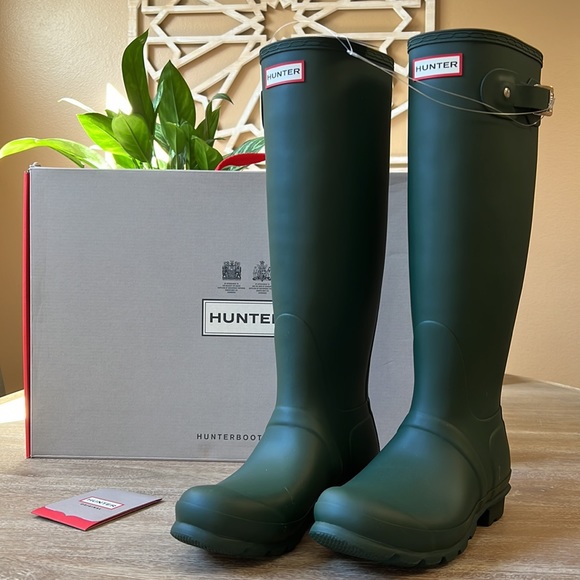 Hunter Shoes - Hunter Original Women's Tall Matte Green Rain Boots